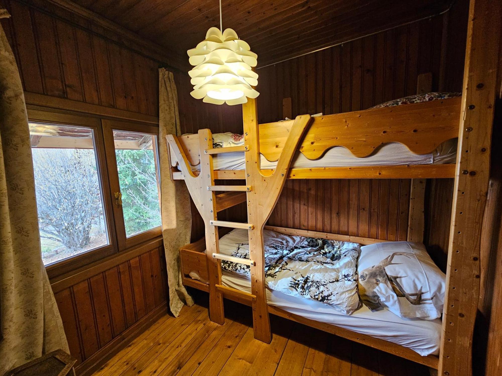 Magnifique Chalet Valerie 5 Chambres A Coucher & Vue Unique กรียง ภายนอก รูปภาพ
